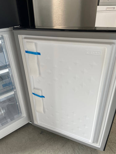 Factory Second CHiQ 231L Bottom Mount Refrigerator CRBM228NR - Second Hand Appliances Geebung